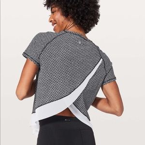Lululemon Quick Pace Short Sleeve